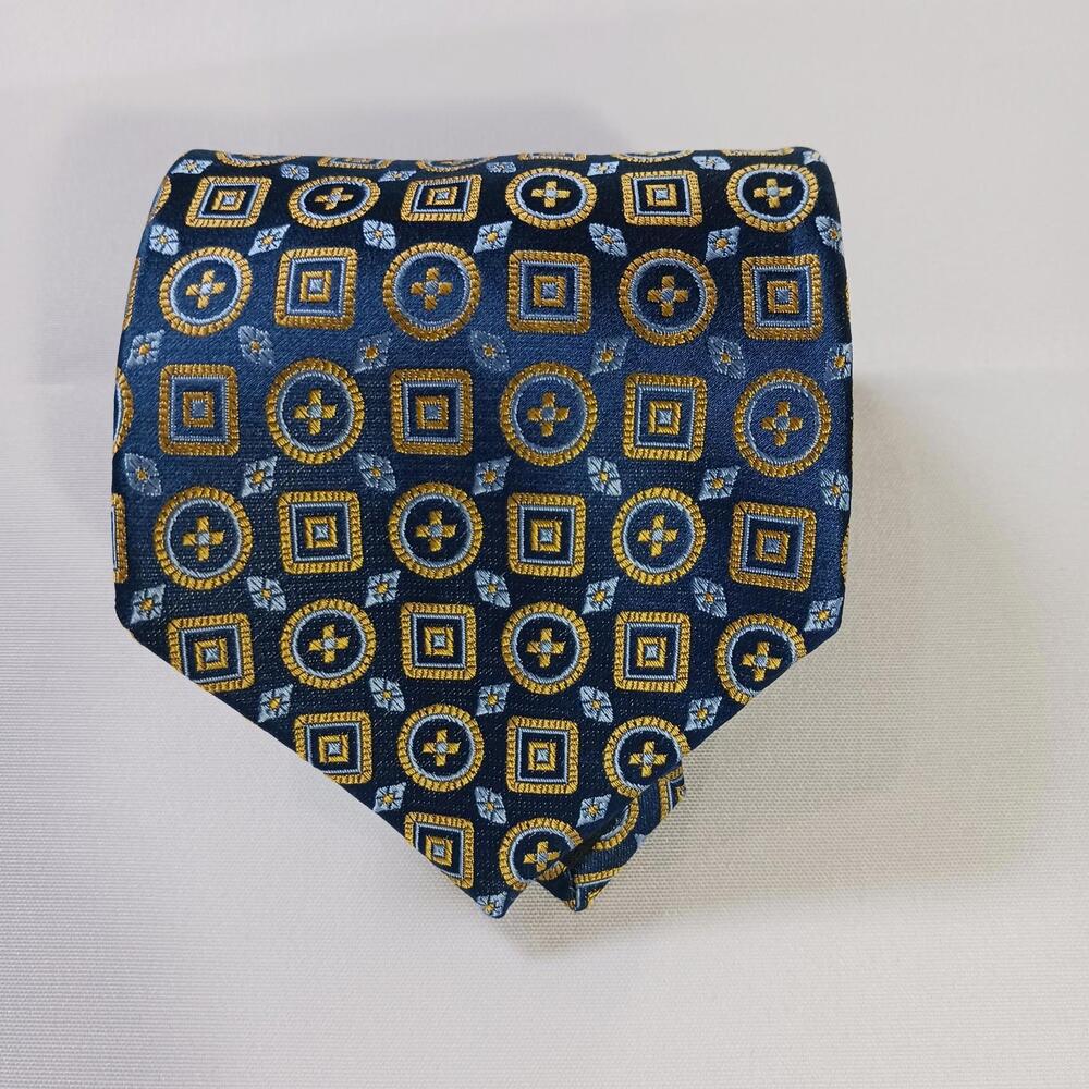 Courage Hand Sewn Neckwear Men's Yellow/Blue Geometric 100% Silk Tie